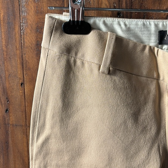 Babaton Stretch Crop - Picture 2 of 5